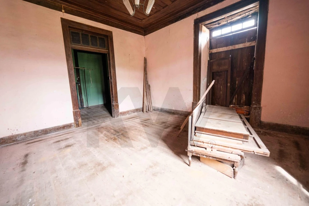 Quinta T3 para Venda em Sazes do Lorvão Foto 6