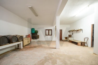 Moradia T4 para Venda em Eiras e São Paulo de Frades