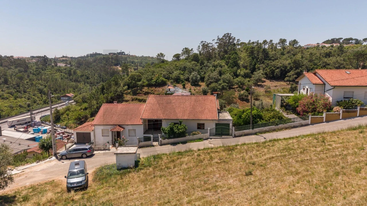 Moradia T4 para Venda em Eiras e São Paulo de Frades Foto 42