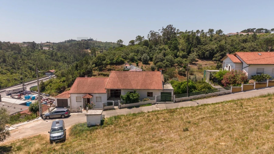 Moradia T4 para Venda em Eiras e São Paulo de Frades Foto 42