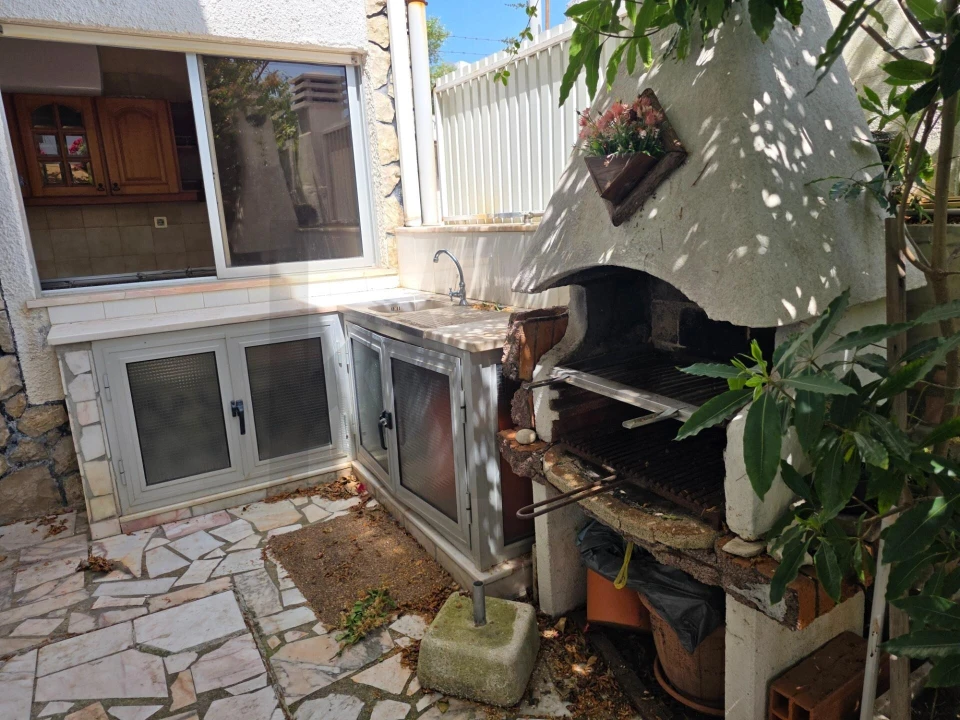 Moradia T4 para Arrendamento em Charneca de Caparica e Sobreda Foto 5