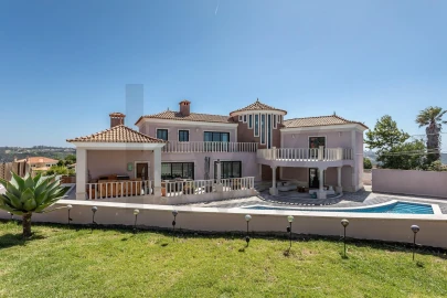 Moradia T4 para Venda em Mafra
