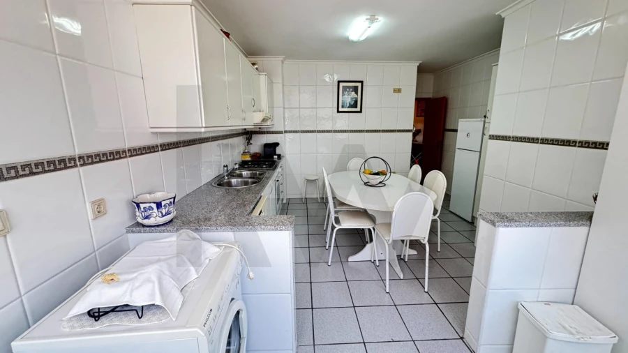Apartamento T2 para Venda em Eixo e Eirol Foto 13