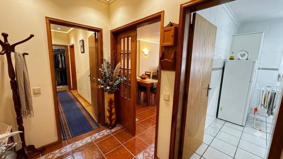 Apartamento T2 para Venda em Eixo e Eirol Foto 19