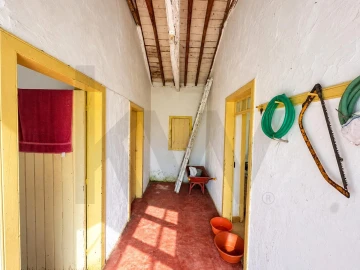 Moradia T1 para Venda em Santo Espirito