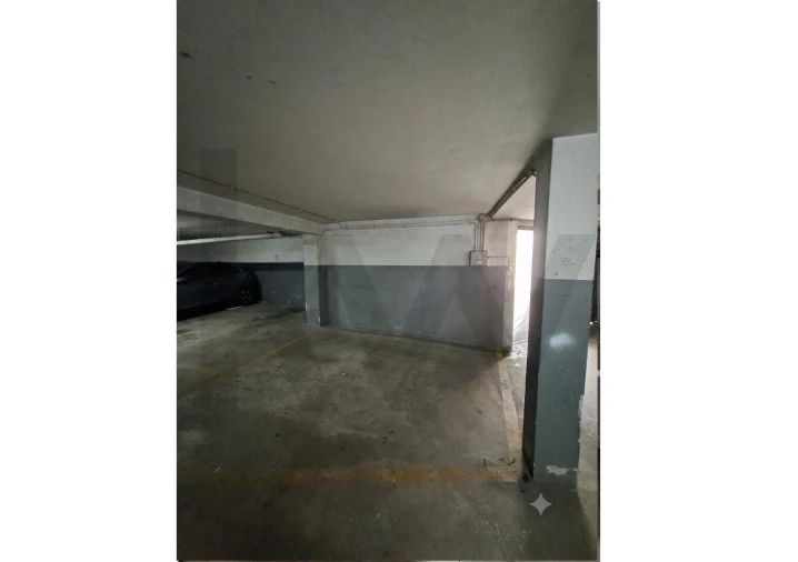 Apartamento T1 para Venda em Oliveira do Douro Foto 6