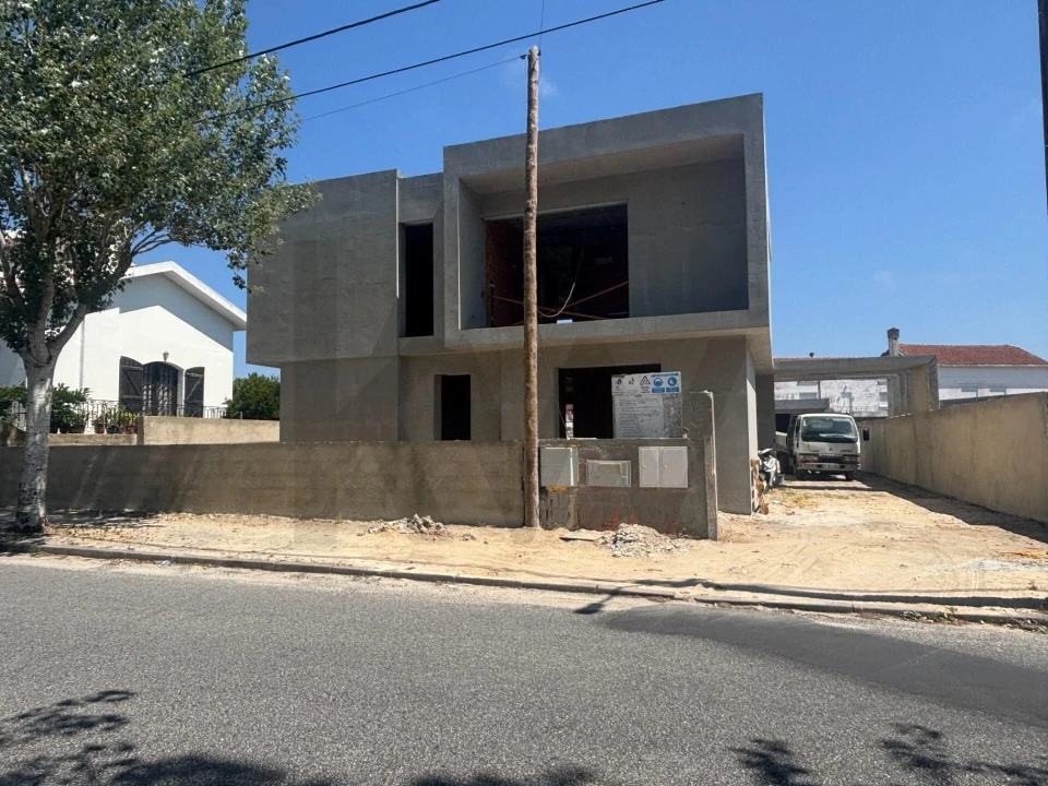 Moradia T4 para Venda em Requeixo, Nossa Senhora de Fátima e Nariz Foto 3