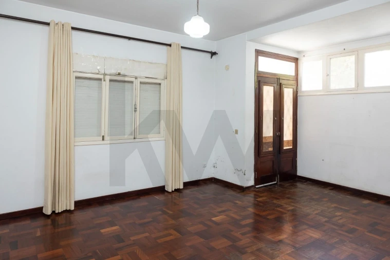Apartamento T2 para Venda em Funchal (Santa Maria Maior) Foto 5