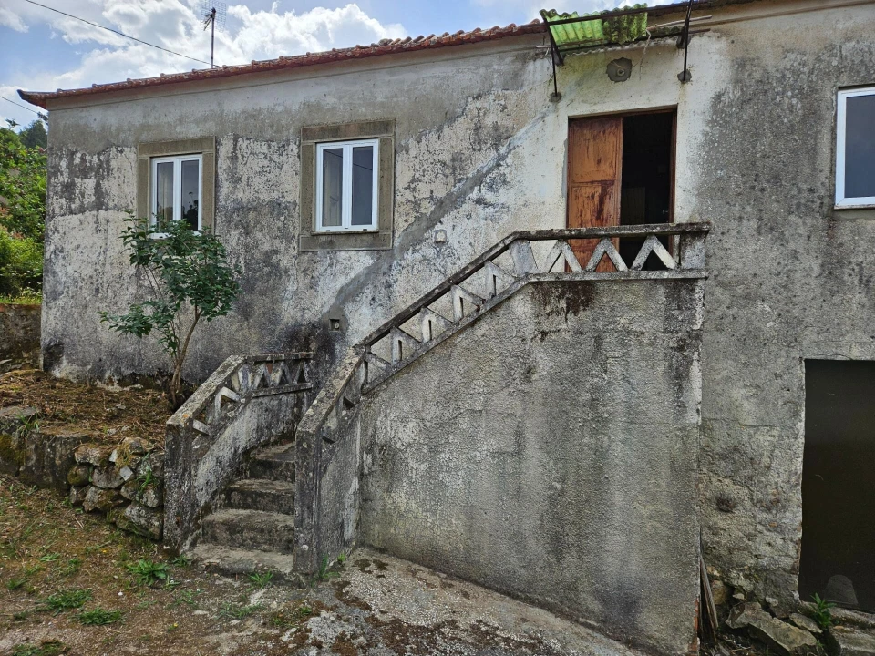Moradia T3 para Venda em Figueiró dos Vinhos e Bairradas Foto 3