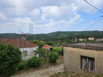 Moradia T3 para Venda em Figueiró dos Vinhos e Bairradas