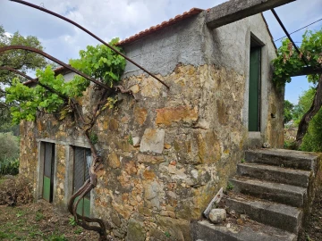 Moradia T3 para Venda em Figueiró dos Vinhos e Bairradas