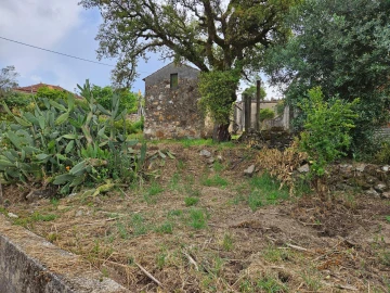 Moradia T3 para Venda em Figueiró dos Vinhos e Bairradas
