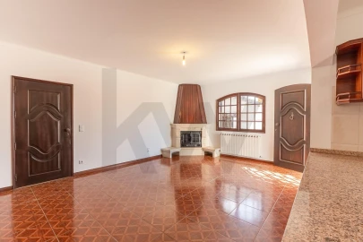 Moradia T4 para Venda em Febres