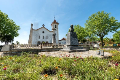 Moradia T4 para Venda em Febres