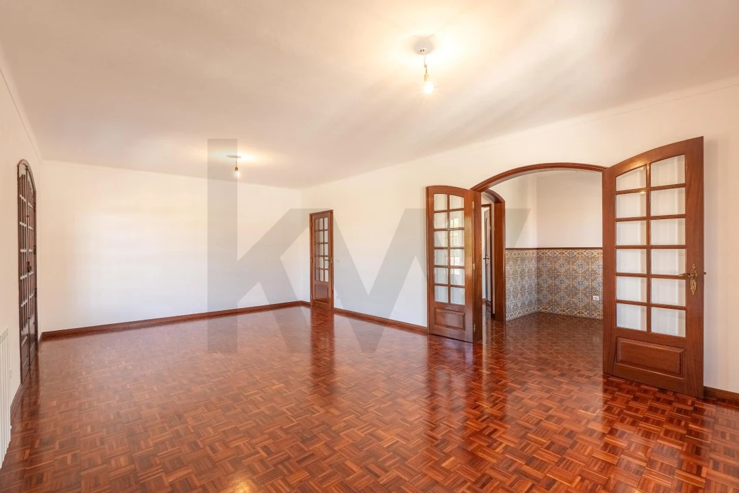 Moradia T4 para Venda em Febres Foto 34