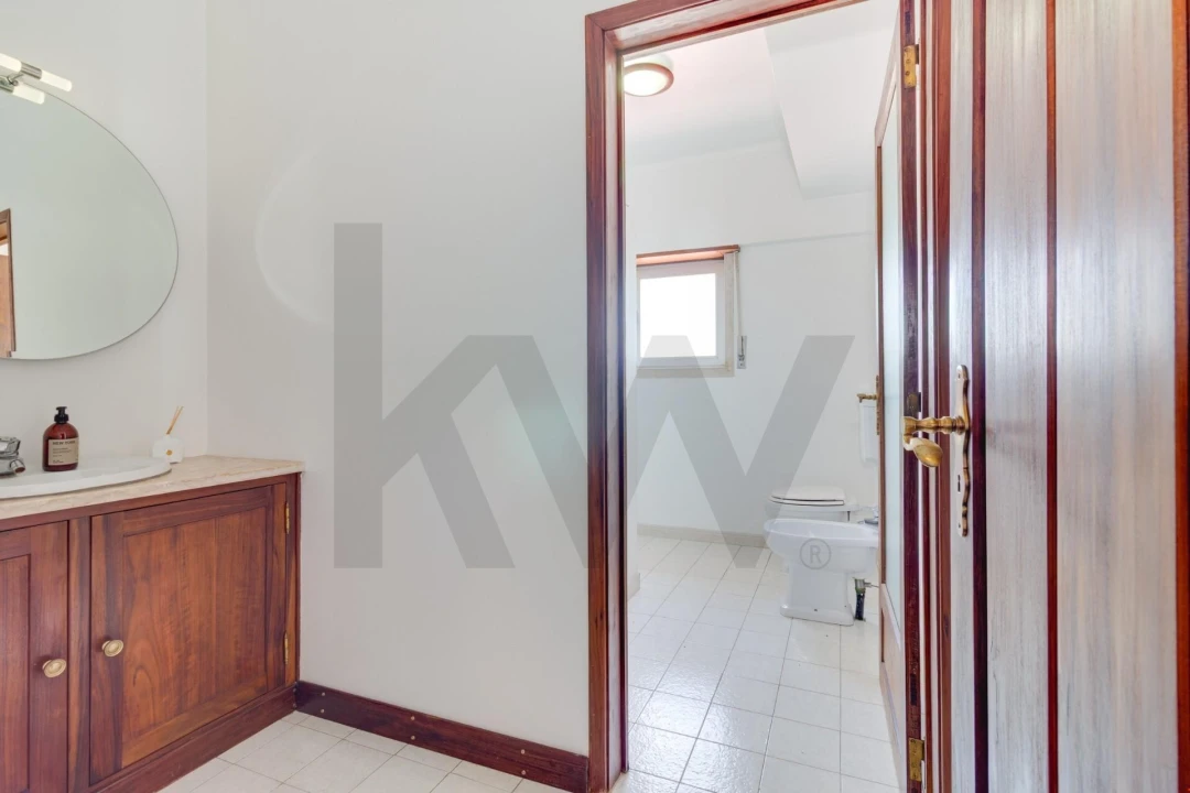 Apartamento T3 para Venda em Oeiras e São Julião da Barra, Paço de Arcos e Caxias Foto 8