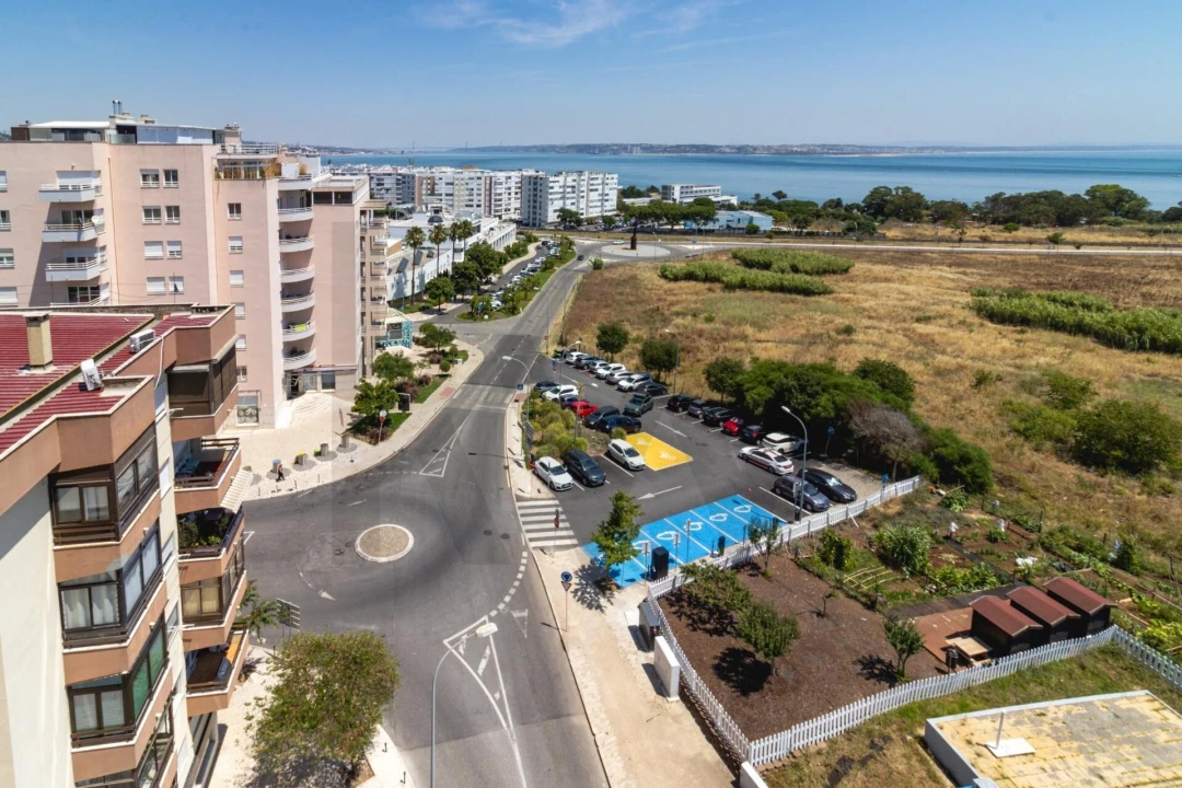 Apartamento T3 para Venda em Oeiras e São Julião da Barra, Paço de Arcos e Caxias Foto 40