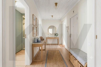 Apartamento T3 para Venda em Oeiras e São Julião da Barra, Paço de Arcos e Caxias