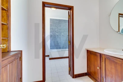 Apartamento T3 para Venda em Oeiras e São Julião da Barra, Paço de Arcos e Caxias