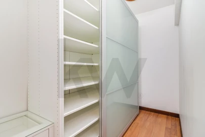 Apartamento T3 para Venda em Oeiras e São Julião da Barra, Paço de Arcos e Caxias
