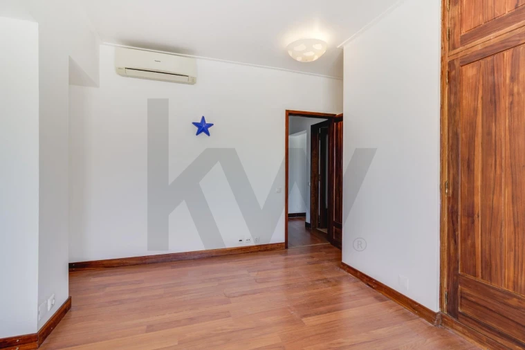Apartamento T3 para Venda em Oeiras e São Julião da Barra, Paço de Arcos e Caxias Foto 13