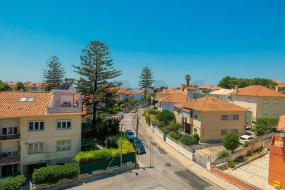 Apartamento T4 para Venda em Carcavelos e Parede