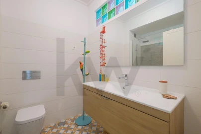 Apartamento T4 para Venda em Carcavelos e Parede