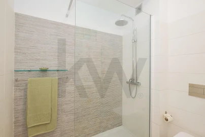 Apartamento T4 para Venda em Carcavelos e Parede