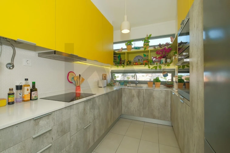 Apartamento T4 para Venda em Carcavelos e Parede Foto 13
