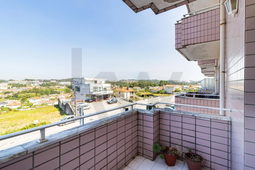 Apartamento T3 para Venda em Lourosa Foto 9
