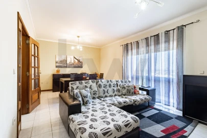Apartamento T3 para Venda em Lourosa