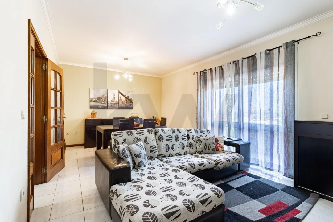 Apartamento T3 para Venda em Lourosa Foto 4