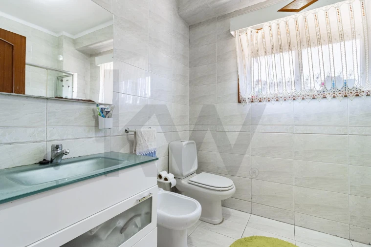 Apartamento T3 para Venda em Lourosa Foto 16