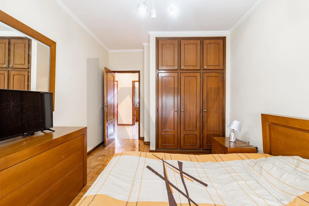 Apartamento T3 para Venda em Lourosa Foto 19