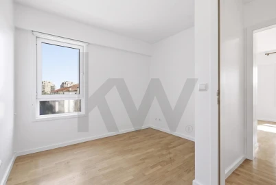 Apartamento T3 para Arrendamento em Aldoar, Foz do Douro e Nevogilde