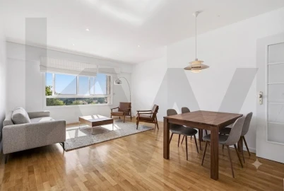 Apartamento T3 para Arrendamento em Aldoar, Foz do Douro e Nevogilde