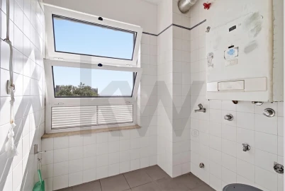 Apartamento T3 para Arrendamento em Aldoar, Foz do Douro e Nevogilde