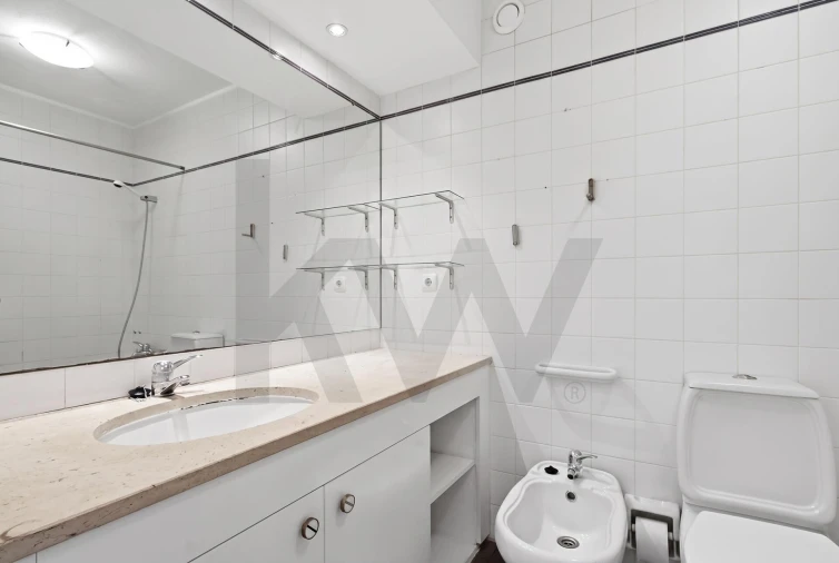 Apartamento T3 para Arrendamento em Aldoar, Foz do Douro e Nevogilde Foto 19