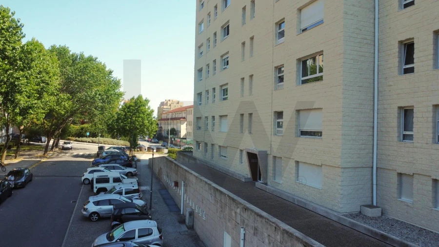 Apartamento T3 para Arrendamento em Aldoar, Foz do Douro e Nevogilde Foto 3