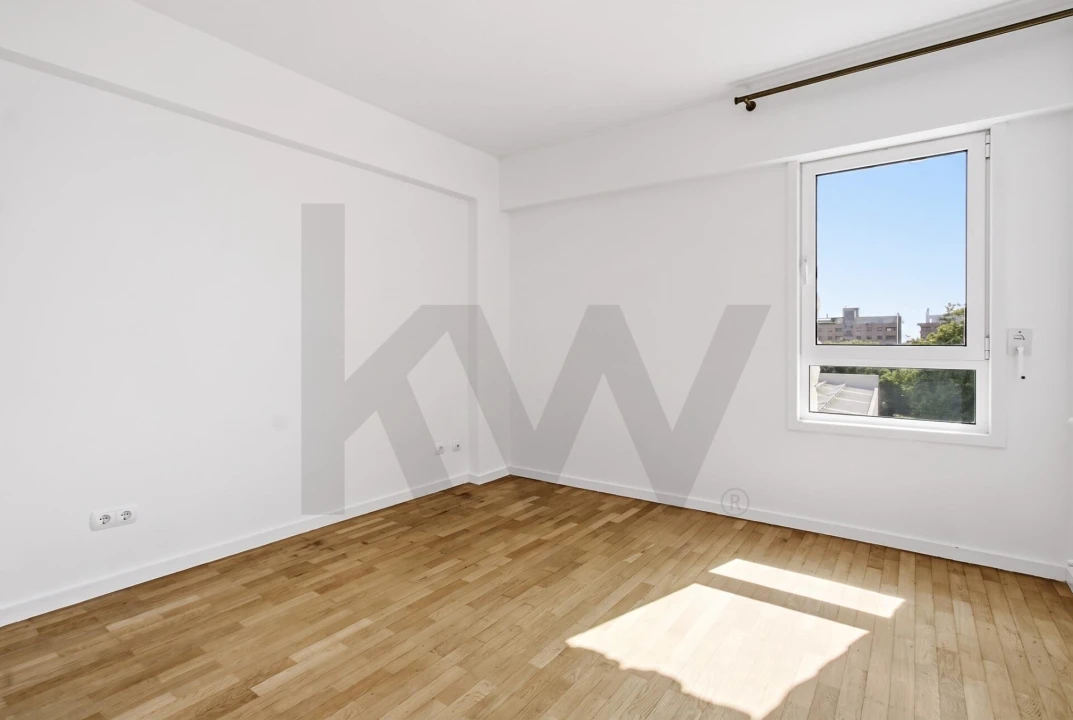 Apartamento T3 para Arrendamento em Aldoar, Foz do Douro e Nevogilde Foto 11