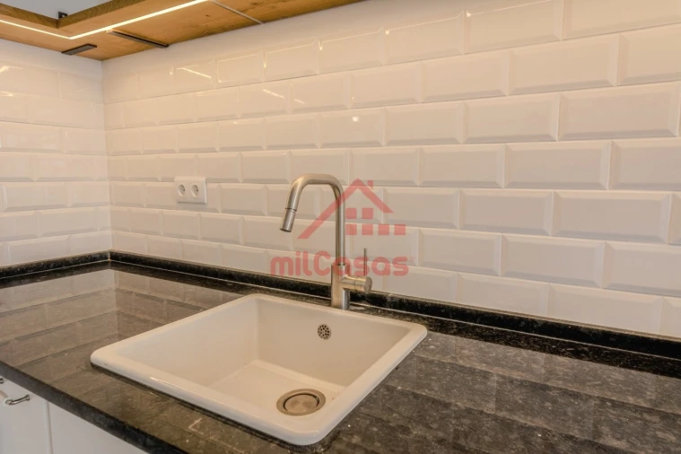 Apartamento T1 para Venda em Ericeira Foto 14