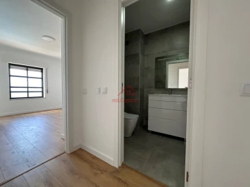 Apartamento T2 para Arrendamento em Carvoeira