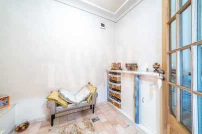 Apartamento T5 para Venda em Sacavém e Prior Velho