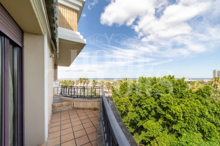 Apartamento T5 para Venda em Sacavém e Prior Velho Foto 30