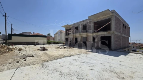 Moradia T4 para Venda em Mafra