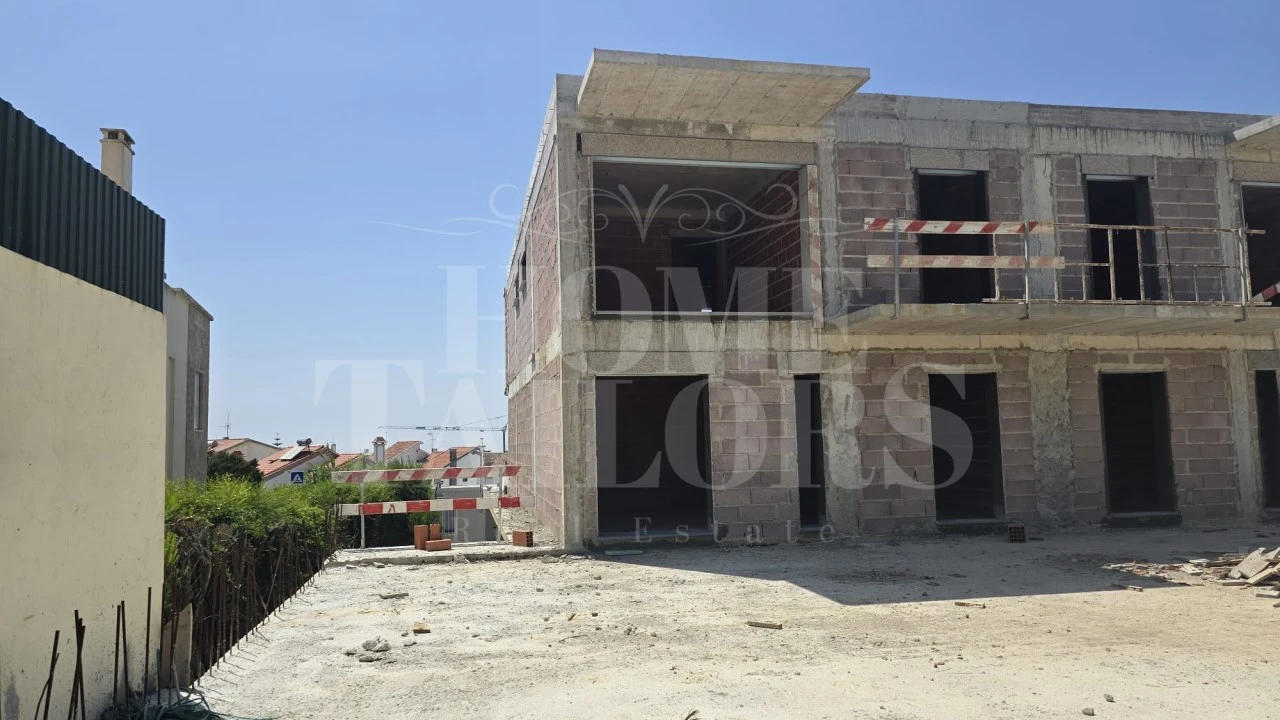 Moradia T4 para Venda em Mafra Foto 4