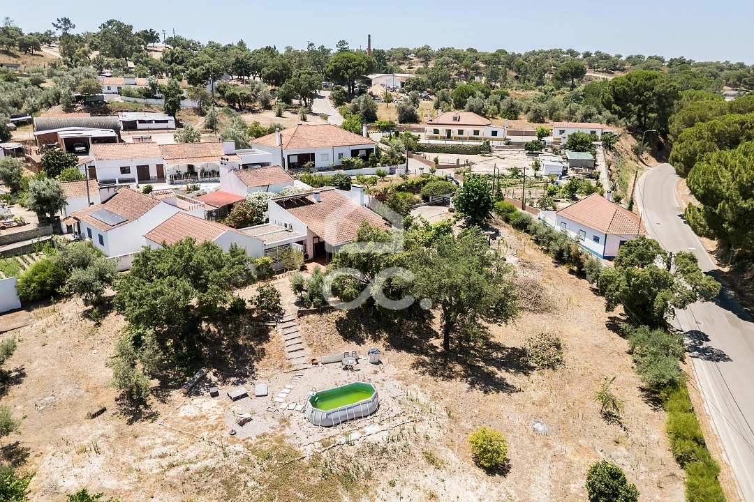 Quinta T4 para Venda em Mora Foto 67