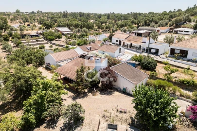 Quinta T4 para Venda em Mora