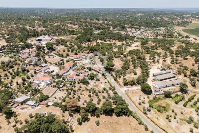 Quinta T4 para Venda em Mora