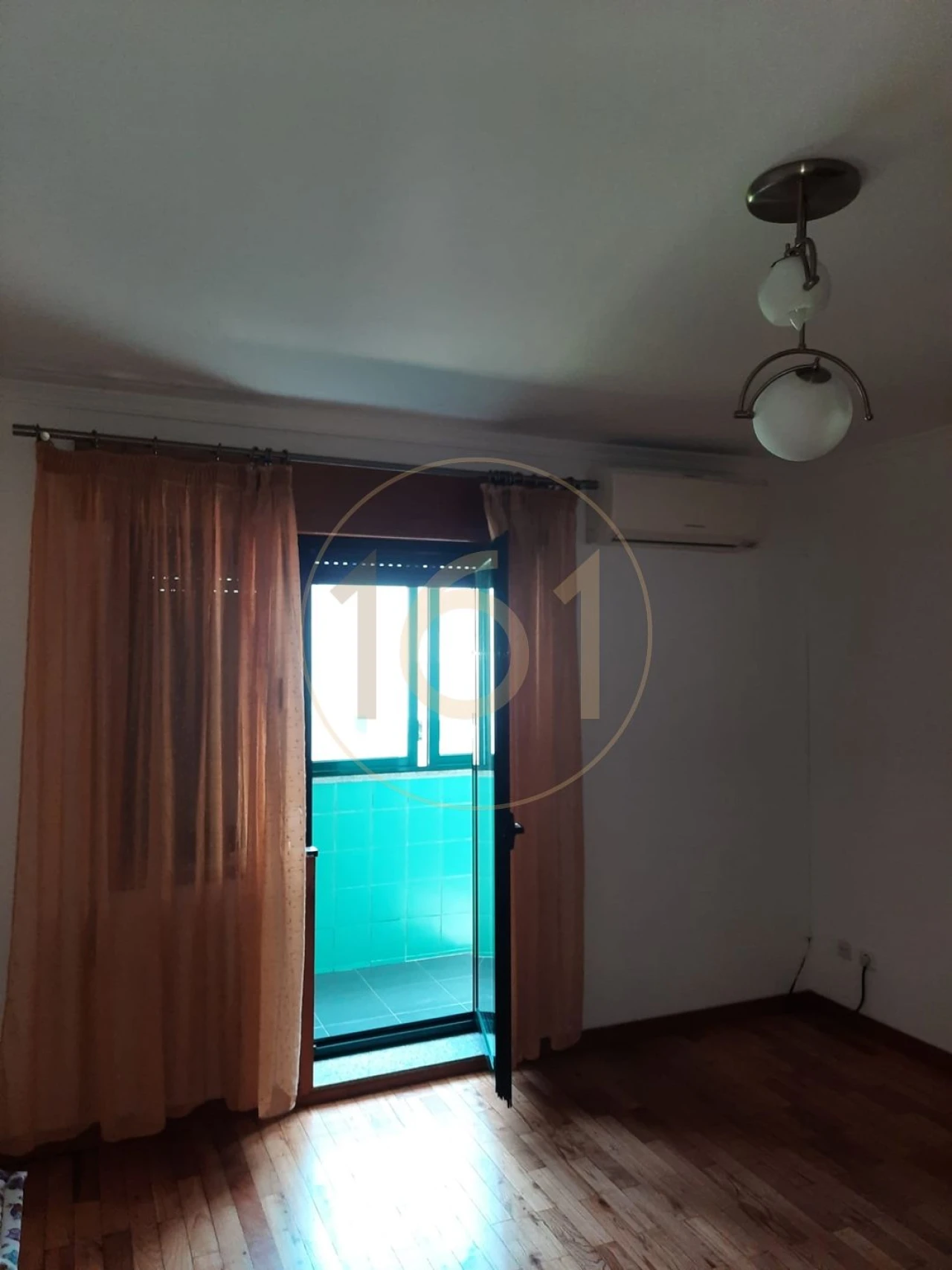 Apartamento T2 para Arrendamento em Paranhos Foto 15